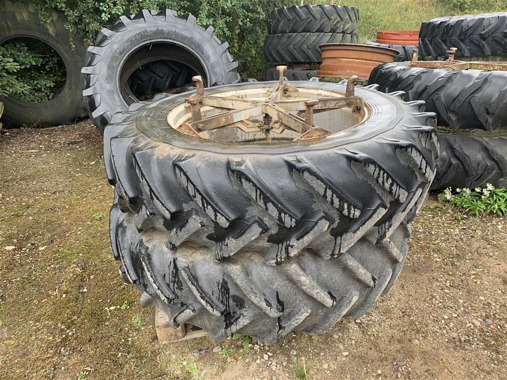 Reifen typu Sonstige 16.9x38 5 arme, Gebrauchtmaschine v Tinglev (Obrázek 3)