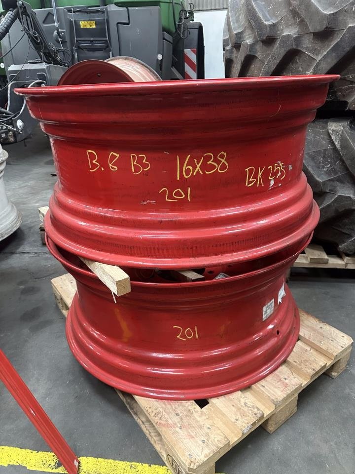 Reifen typu Sonstige 16X38, Gebrauchtmaschine w Suldrup (Zdjęcie 2)