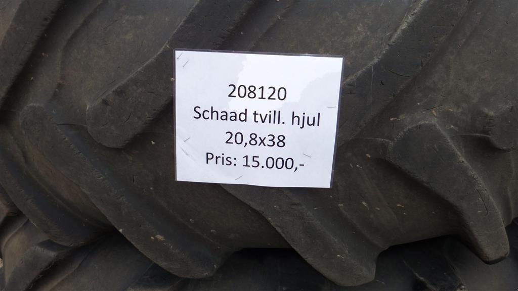 Reifen typu Sonstige 20,8X38, Gebrauchtmaschine v Hobro (Obrázek 1)