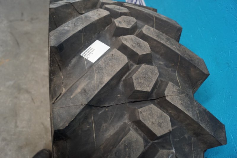 Reifen des Typs Sonstige 22.5"   15R22.5, Gebrauchtmaschine in Hemmet (Bild 4)