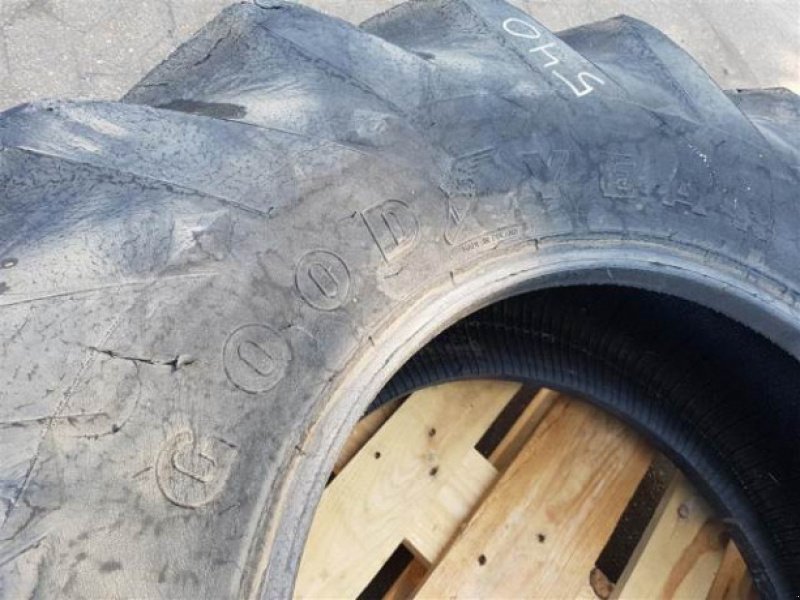 Reifen tipa Sonstige 24"   15.5/80R24, Gebrauchtmaschine u Hemmet (Slika 3)