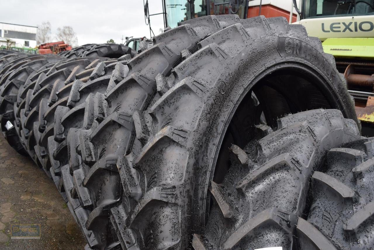 Reifen des Typs Sonstige 270/95R48 *GRI*, Neumaschine in Oyten (Bild 1)
