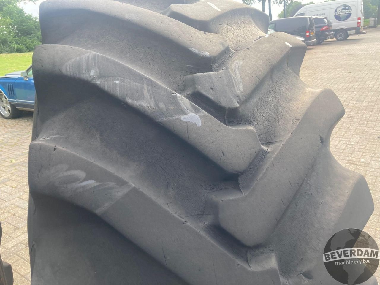 Reifen tip Sonstige 28R26, Gebrauchtmaschine in Vriezenveen (Poză 6)