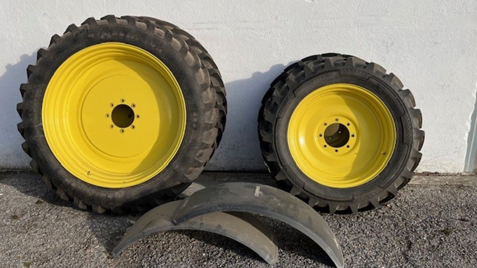 Reifen of the type Sonstige 320/85R32-340/85R46 Alliance, Gebrauchtmaschine in Jelling (Picture 1)