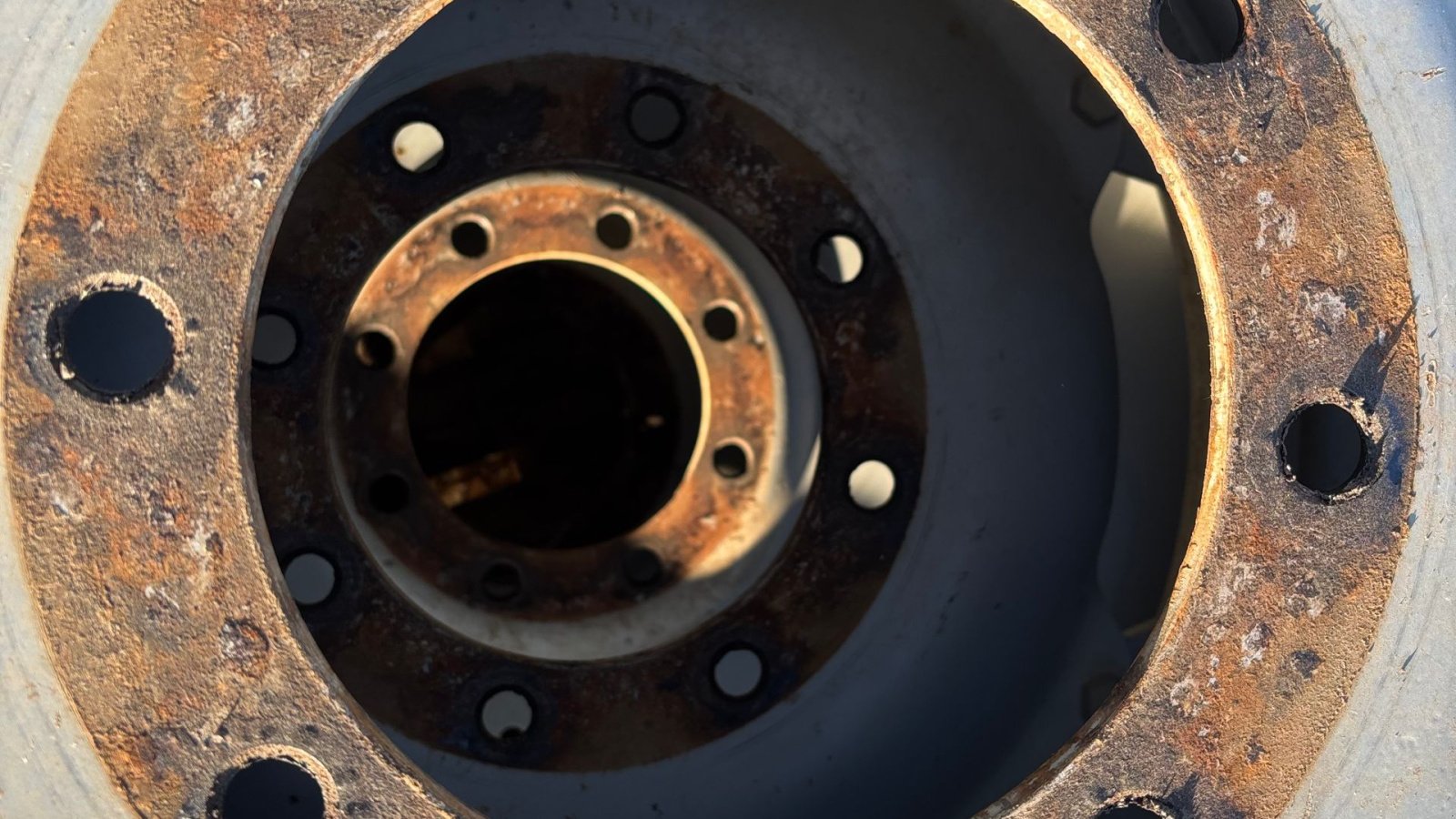 Reifen Türe ait Sonstige 380/90R46 - 320/90x32 Med boltet navplader, Gebrauchtmaschine içinde Glamsbjerg (resim 7)