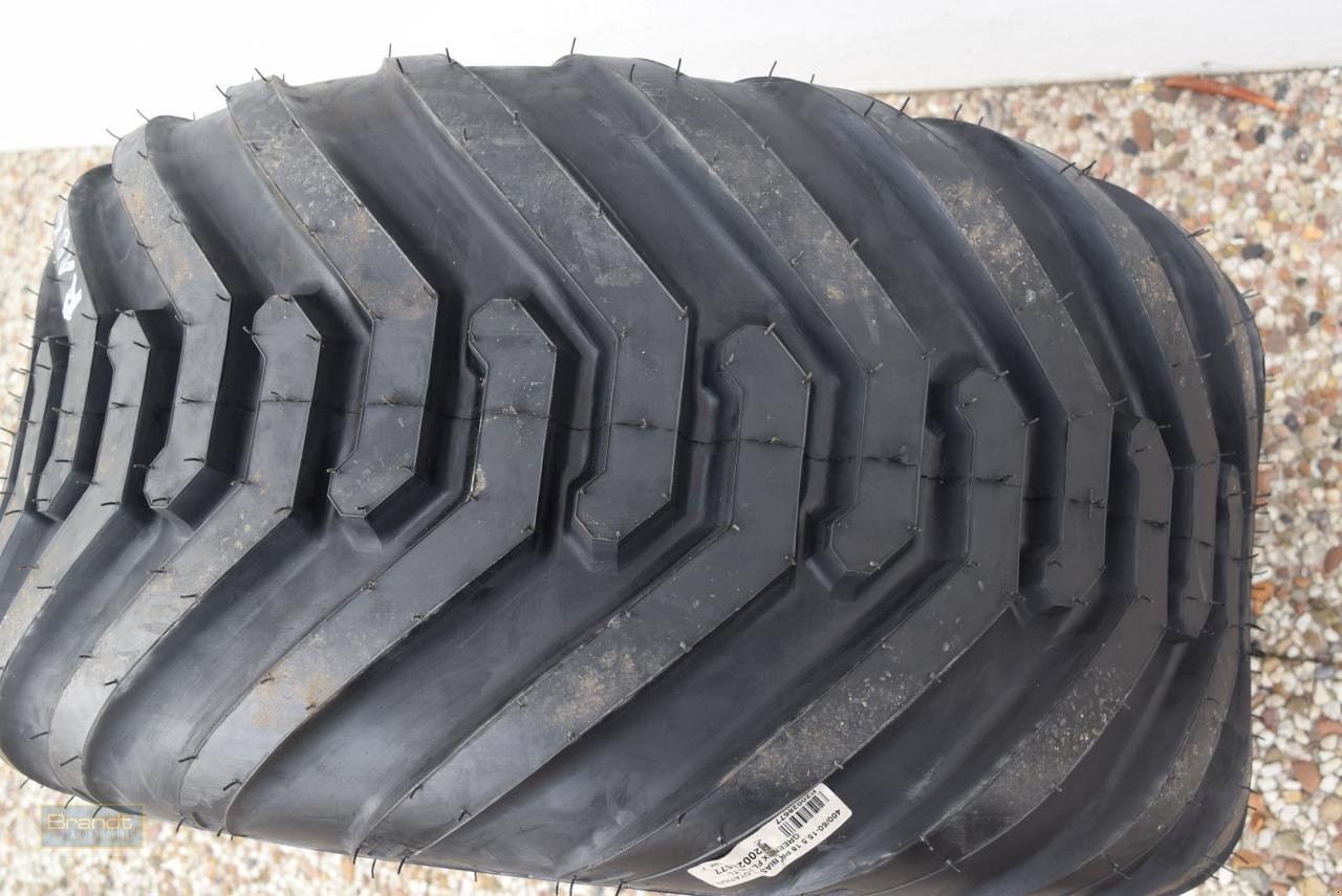 Reifen of the type Sonstige 400/60-15.5 ***GRI***, Neumaschine in Oyten (Picture 2)