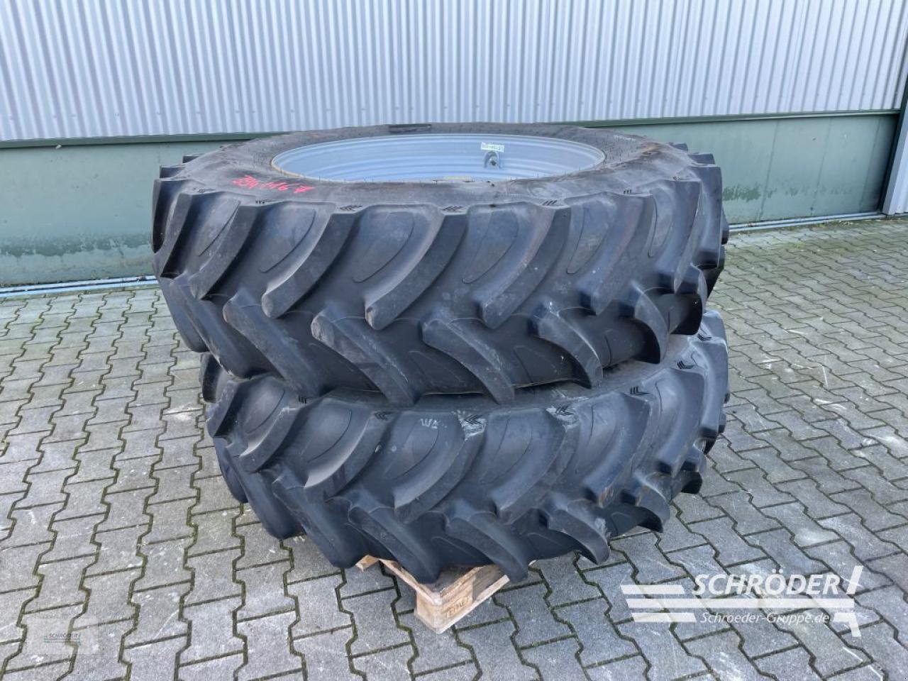 Reifen des Typs Sonstige 460/85 R 38 GALAXY, Gebrauchtmaschine in Wildeshausen (Bild 1)