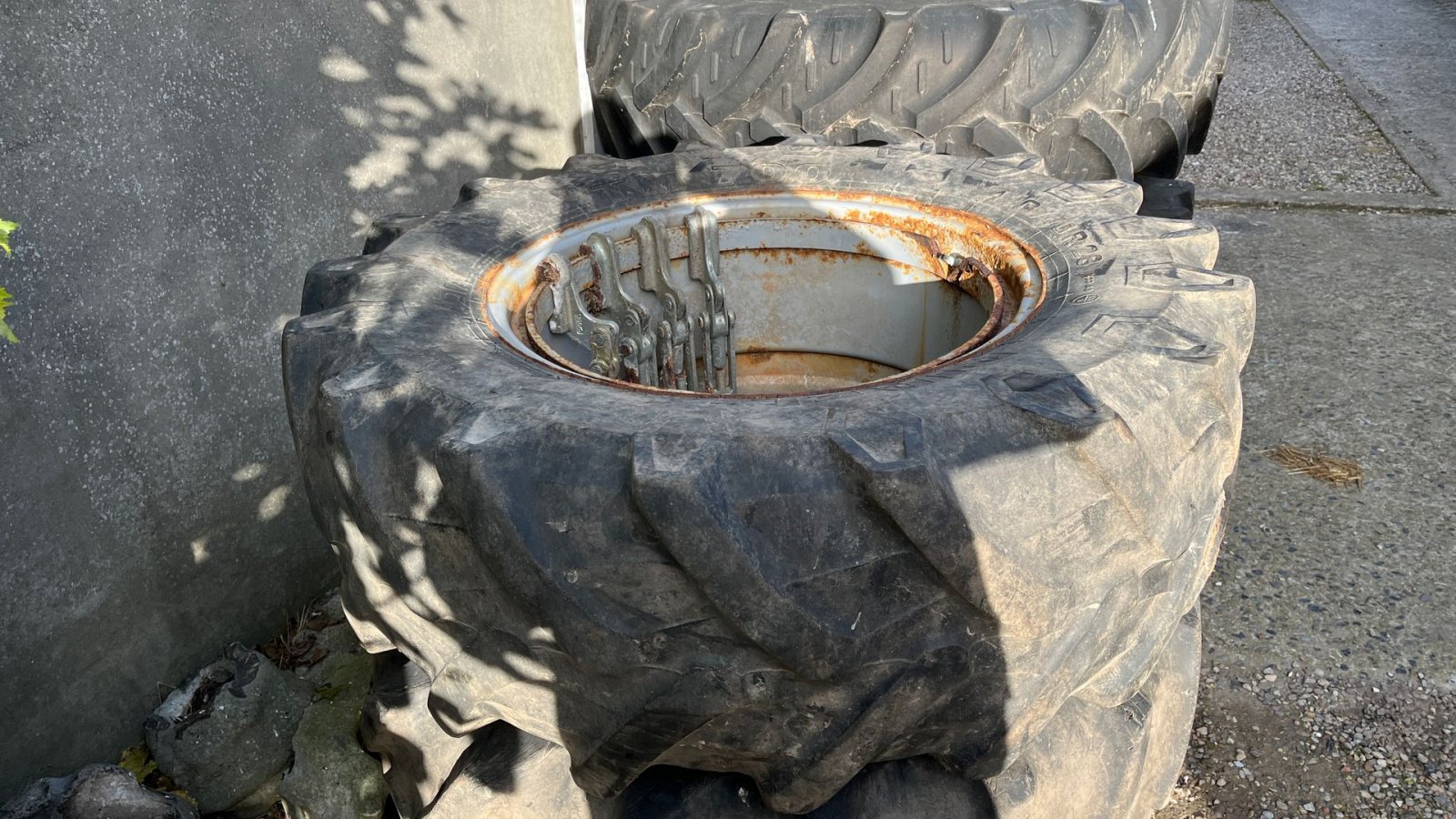 Reifen typu Sonstige 520/70R38 + 420/70R28 AP Sæt for/bag, Gebrauchtmaschine v Borre (Obrázek 2)