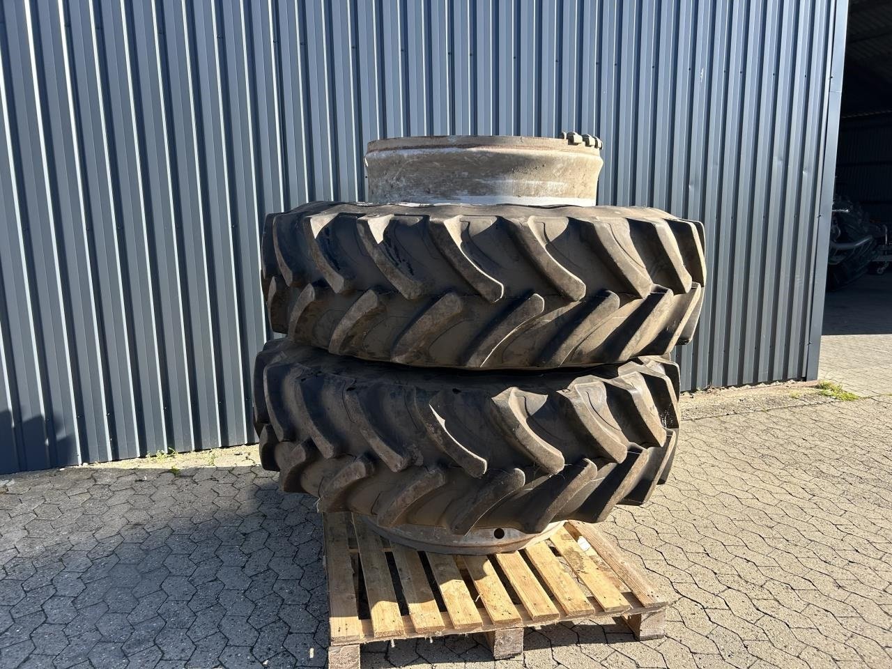 Reifen des Typs Sonstige 520/85R38., Gebrauchtmaschine in Jelling (Bild 1)