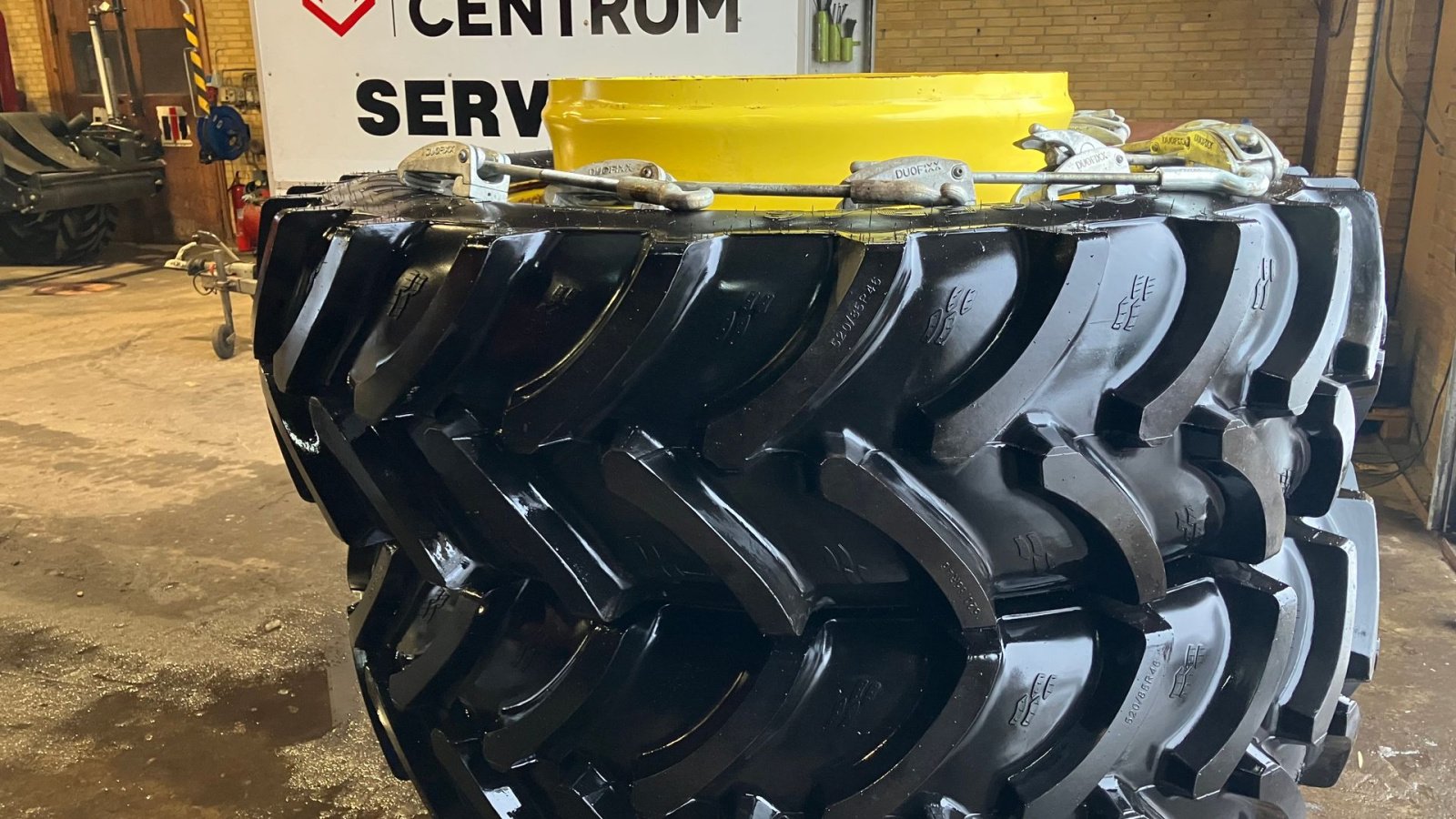 Reifen za tip Sonstige 520/85R46-42 Duofixx låse, Gebrauchtmaschine u Grindsted (Slika 1)