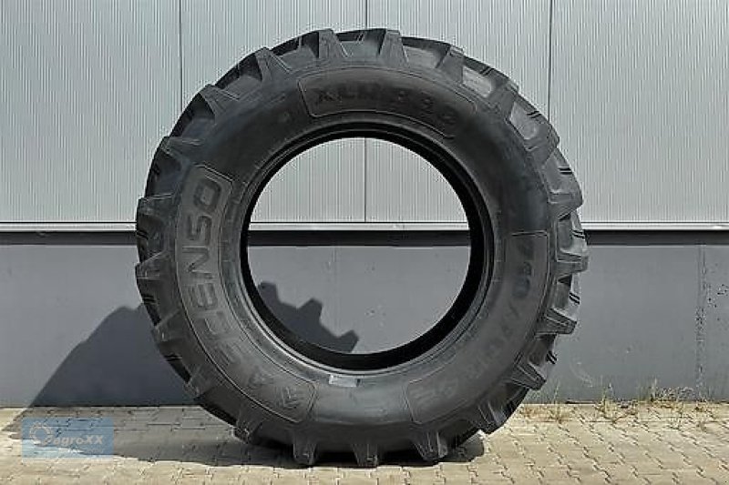 Reifen des Typs Sonstige 600/65R28 154D--XLR 880--HIGH SPEED--, Neumaschine in Ennigerloh (Bild 6)