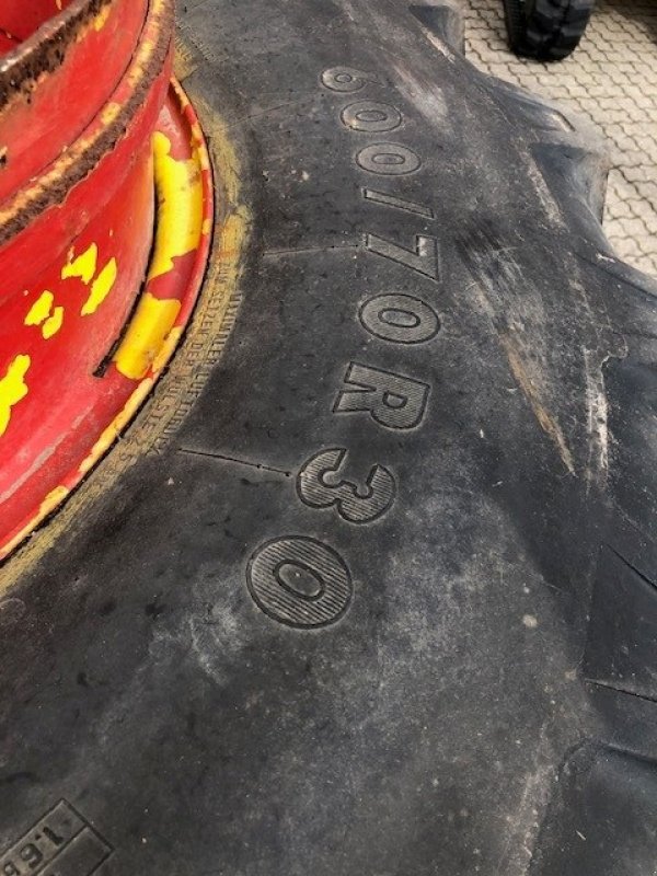 Reifen des Typs Sonstige 600/70X30, Gebrauchtmaschine in Gjerlev J. (Bild 3)