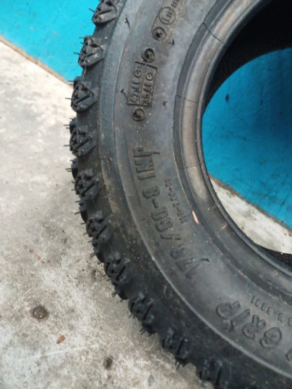 Reifen des Typs Sonstige 8"   170/60-8, Gebrauchtmaschine in Hemmet (Bild 3)