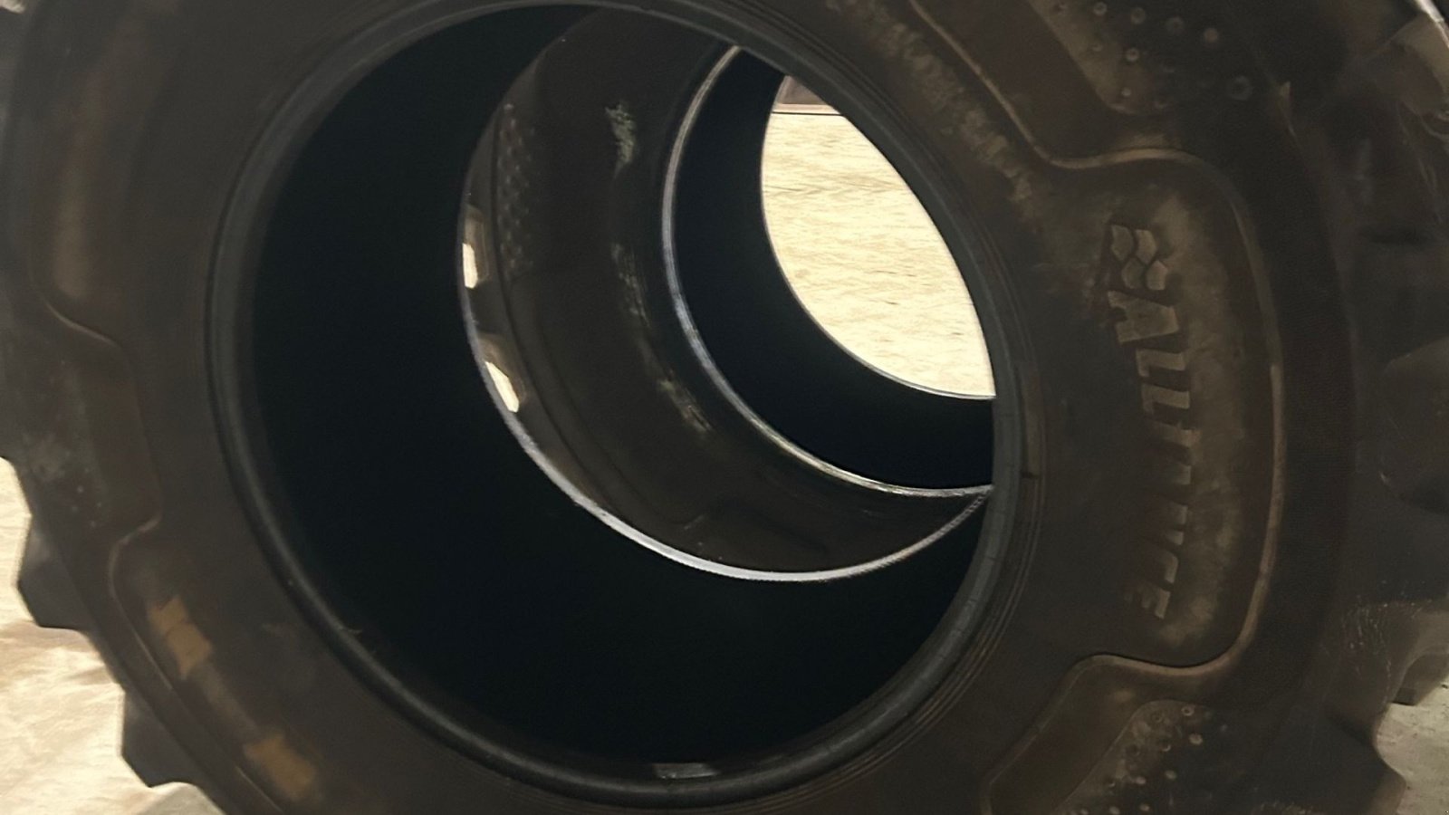 Reifen tip Sonstige Alliance, Gebrauchtmaschine in Sunds (Poză 3)