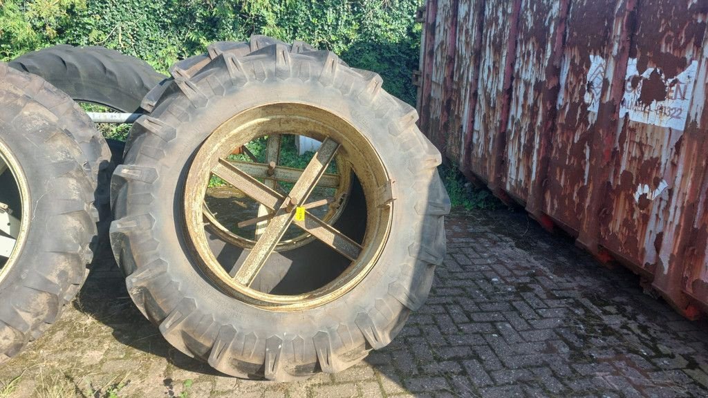 Reifen типа Sonstige Band 16.9R34, Gebrauchtmaschine в Wierden (Фотография 1)