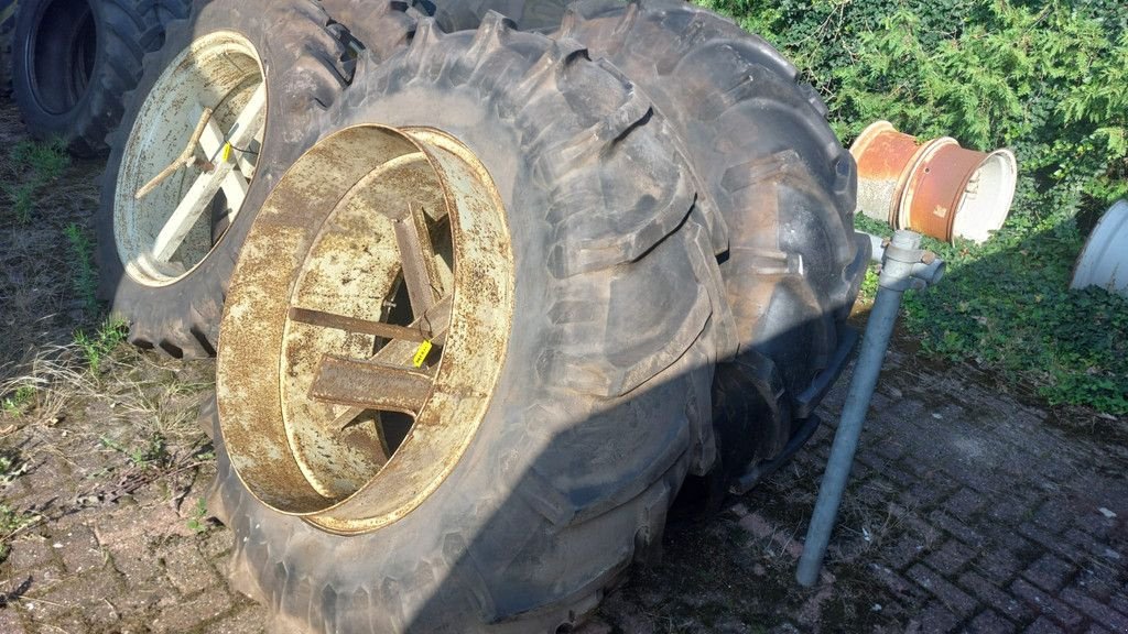 Reifen типа Sonstige Band 16.9R34, Gebrauchtmaschine в Wierden (Фотография 3)