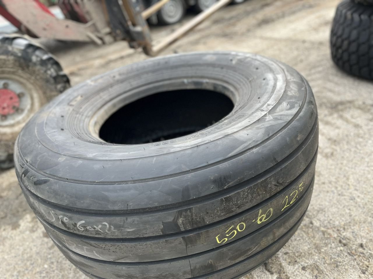 Reifen του τύπου Sonstige banden sets, Gebrauchtmaschine σε Warffum (Φωτογραφία 2)