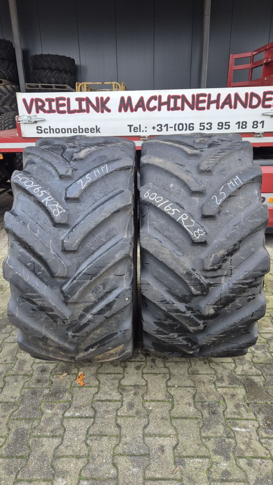 Reifen des Typs Sonstige BKT Agrimax RT657 600/65R28 met 25mm, Gebrauchtmaschine in Schoonebeek (Bild 4)