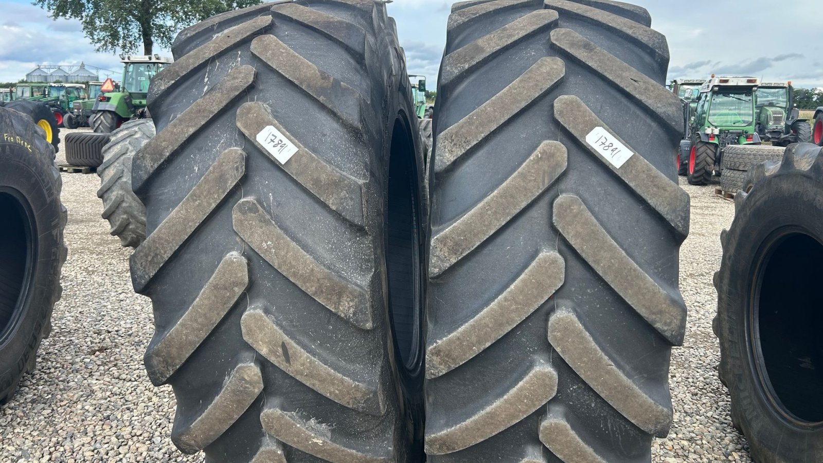 Reifen des Typs Sonstige Bridgestone 710/75R42, Gebrauchtmaschine in Rødekro (Bild 1)