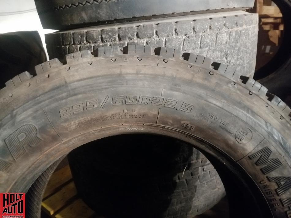 Reifen typu Sonstige Brugte dæk 275-60x22.5, Gebrauchtmaschine v Vrå (Obrázek 1)