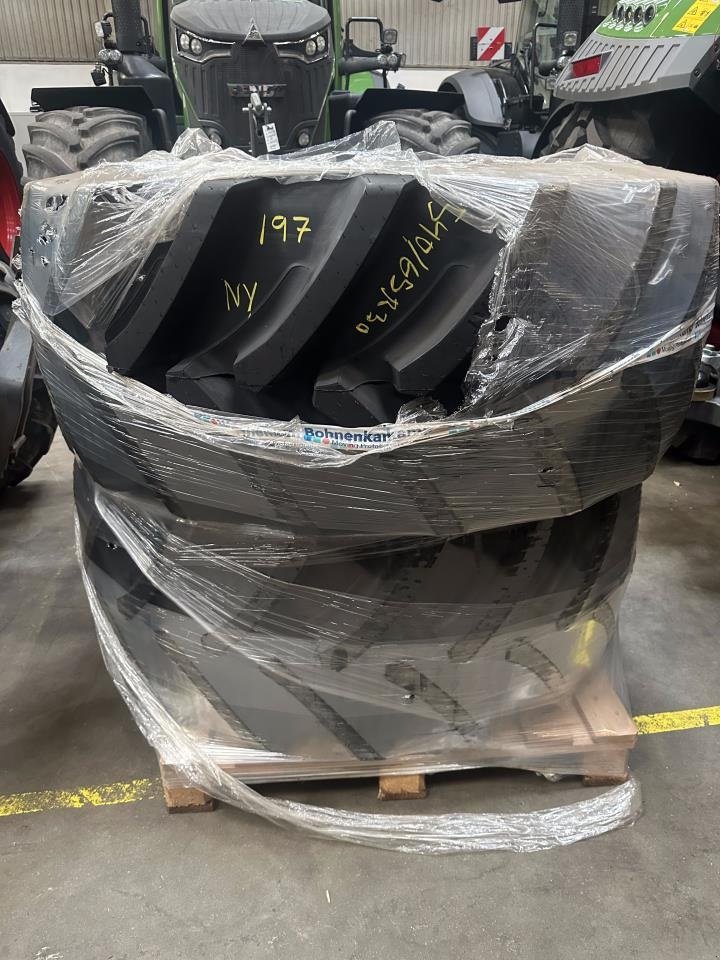 Reifen Türe ait Sonstige CEAT 540/65R30, Gebrauchtmaschine içinde Suldrup (resim 1)