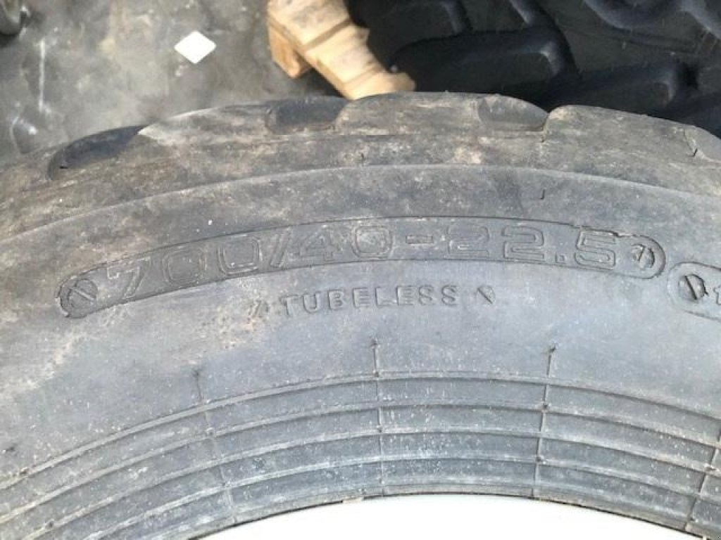 Reifen des Typs Sonstige CEAT FLOATATION T422, Gebrauchtmaschine in Høng (Bild 4)