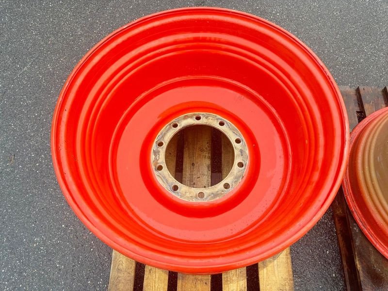 Reifen van het type Sonstige Claas 10-Loch Felgen TW21B x 32, Gebrauchtmaschine in St. Marienkirchen (Foto 5)