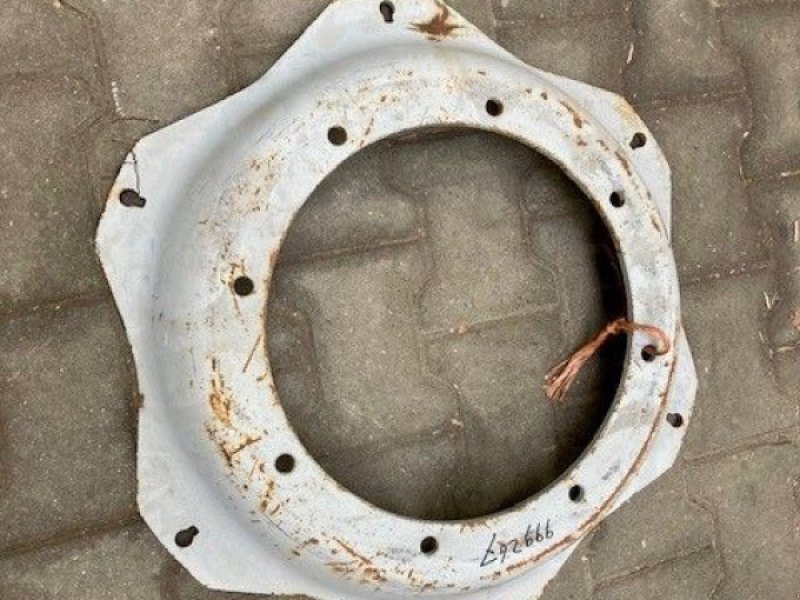 Reifen typu Sonstige CNH wielplaat, Gebrauchtmaschine v Wierden (Obrázek 1)