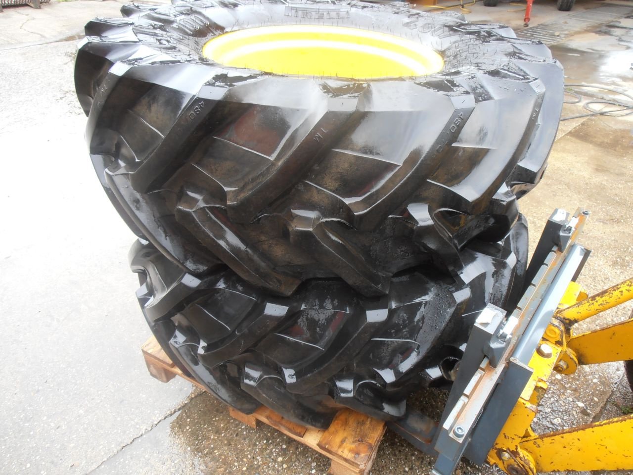 Reifen des Typs Sonstige Div tractor shovel aanhanganger, Gebrauchtmaschine in Kerkdriel (Bild 10)