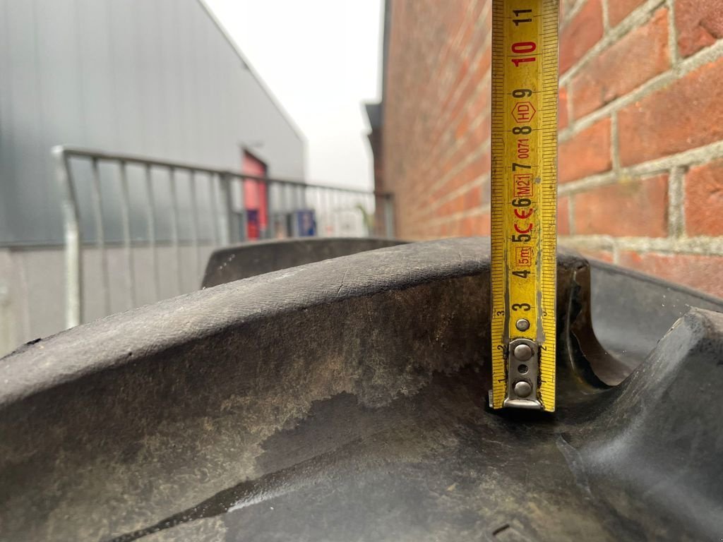 Reifen typu Sonstige Goodyear 13.6R38 SUPER TRACTION, Gebrauchtmaschine v MARIENHEEM (Obrázek 4)