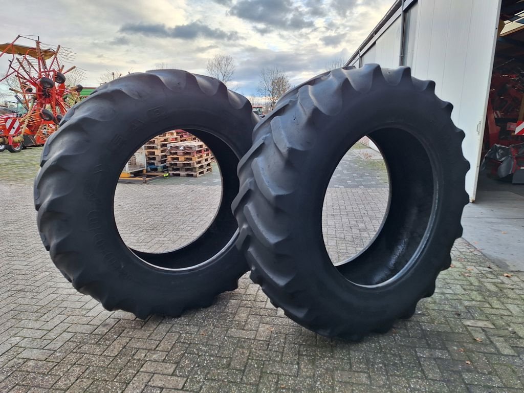 Reifen typu Sonstige Goodyear 20.8R42 SUPER TRACTION, Gebrauchtmaschine v MARIENHEEM (Obrázek 4)