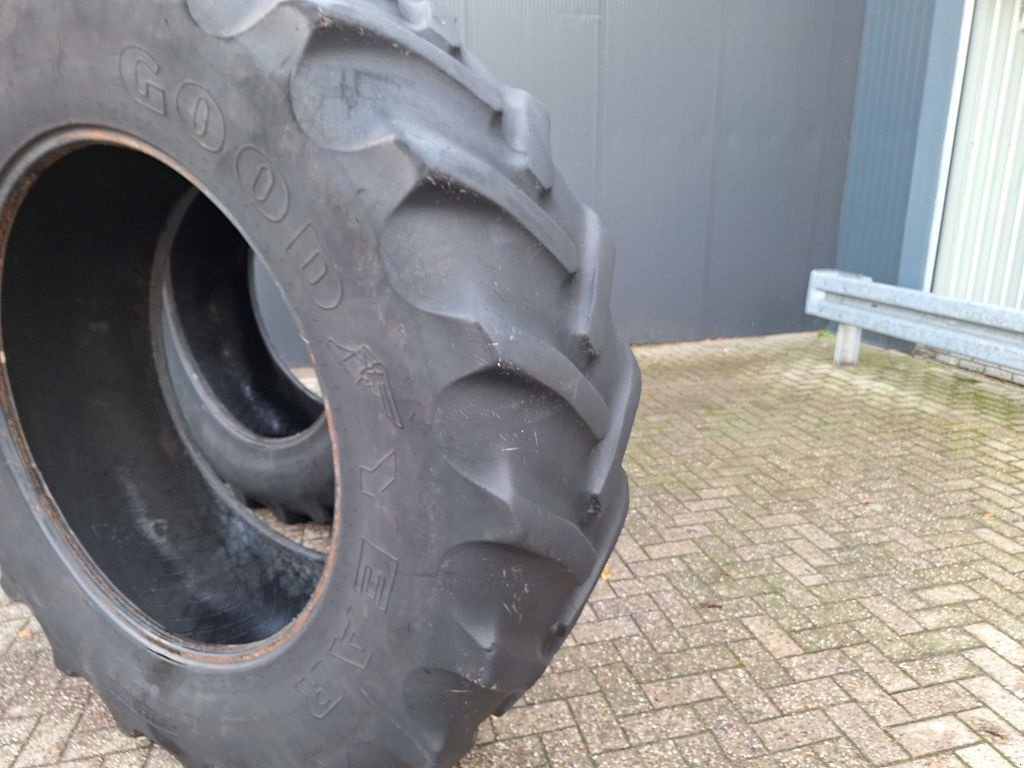 Reifen typu Sonstige Goodyear 20.8R42 SUPER TRACTION, Gebrauchtmaschine v MARIENHEEM (Obrázek 3)