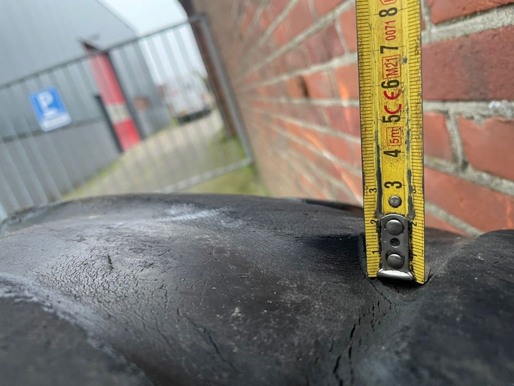 Reifen typu Sonstige Goodyear 380/70R24 DT 812, Gebrauchtmaschine v MARIENHEEM (Obrázek 3)