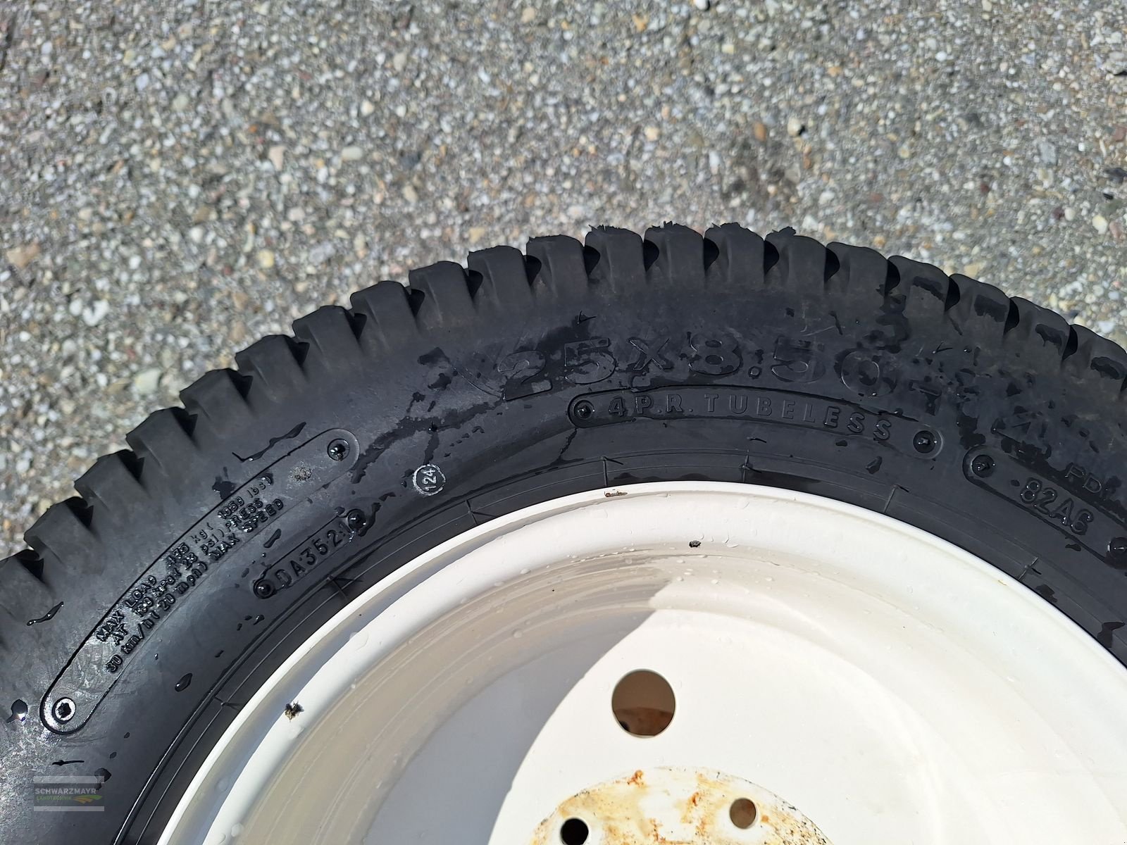 Reifen des Typs Sonstige Iseki Rasenbereifung, Neumaschine in Gampern (Bild 10)