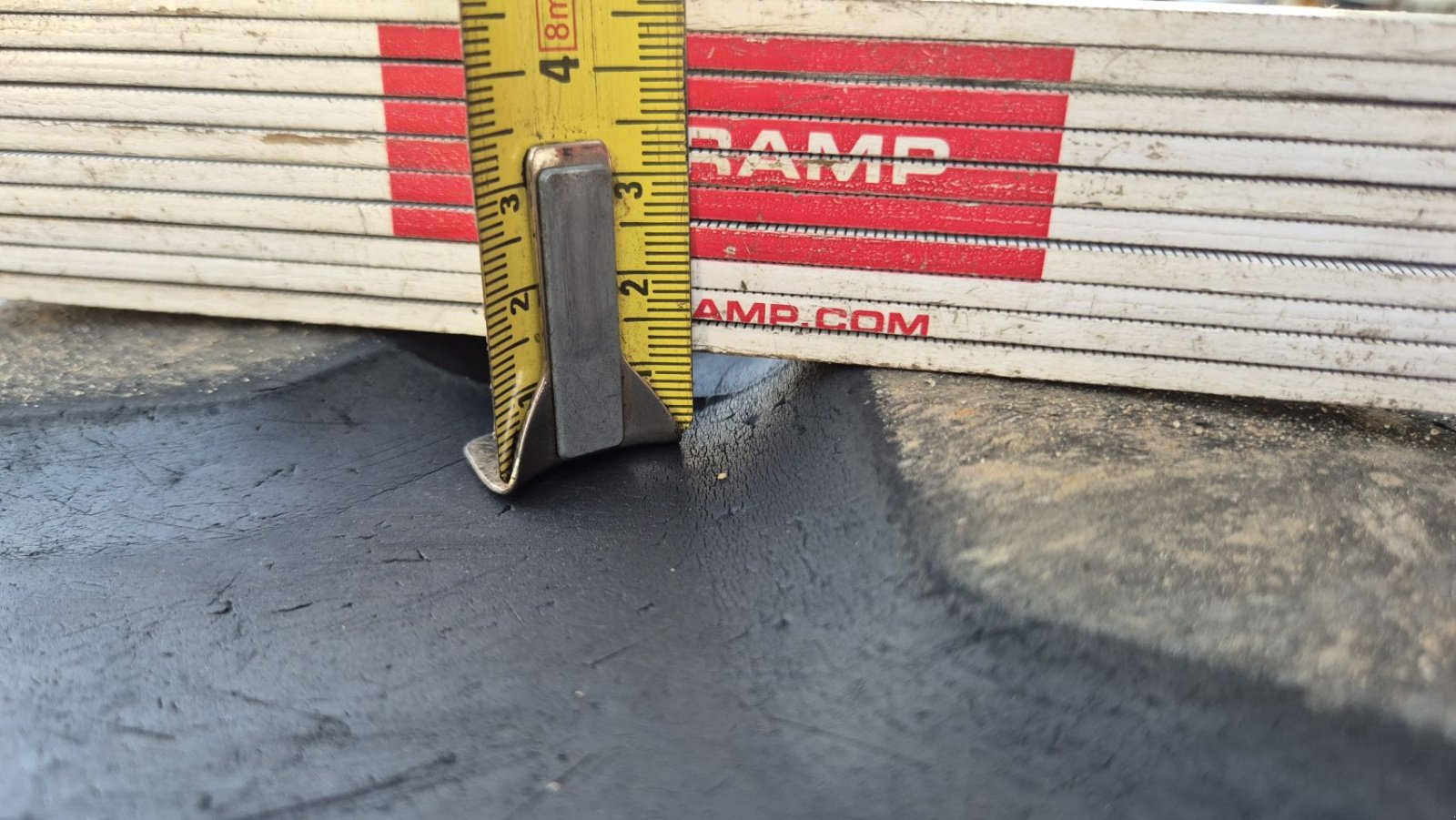 Reifen des Typs Sonstige JOHN DEERE Bridgestone/BKT 540/65R28 op velgen, Gebrauchtmaschine in Schoonebeek (Bild 6)