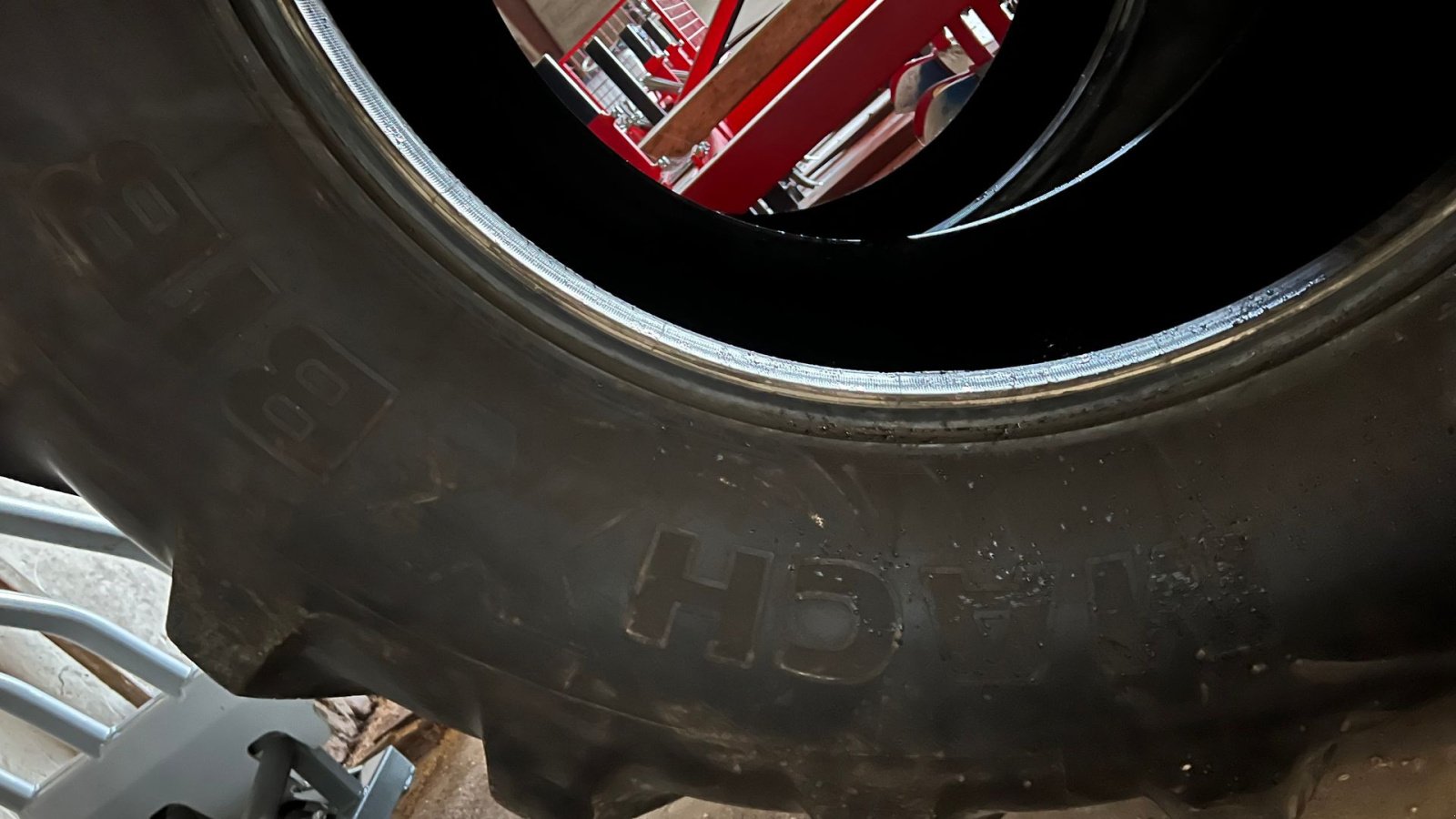 Reifen typu Sonstige Michelin 710/70x38, Gebrauchtmaschine w Løkken (Zdjęcie 5)