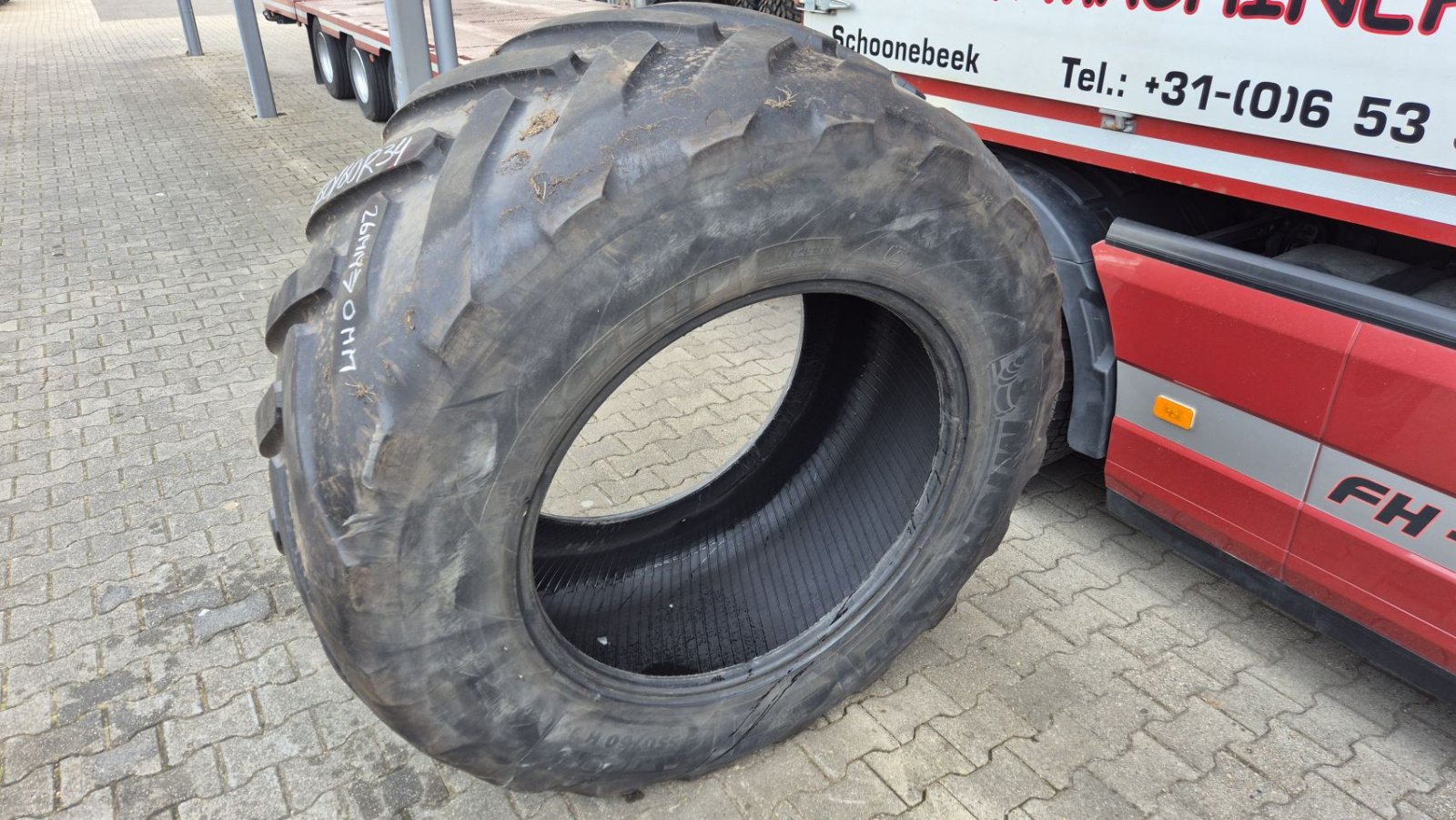 Reifen typu Sonstige Michelin Axiobib IF650/60R34 enkeleband 26mm, Gebrauchtmaschine v Schoonebeek (Obrázek 3)