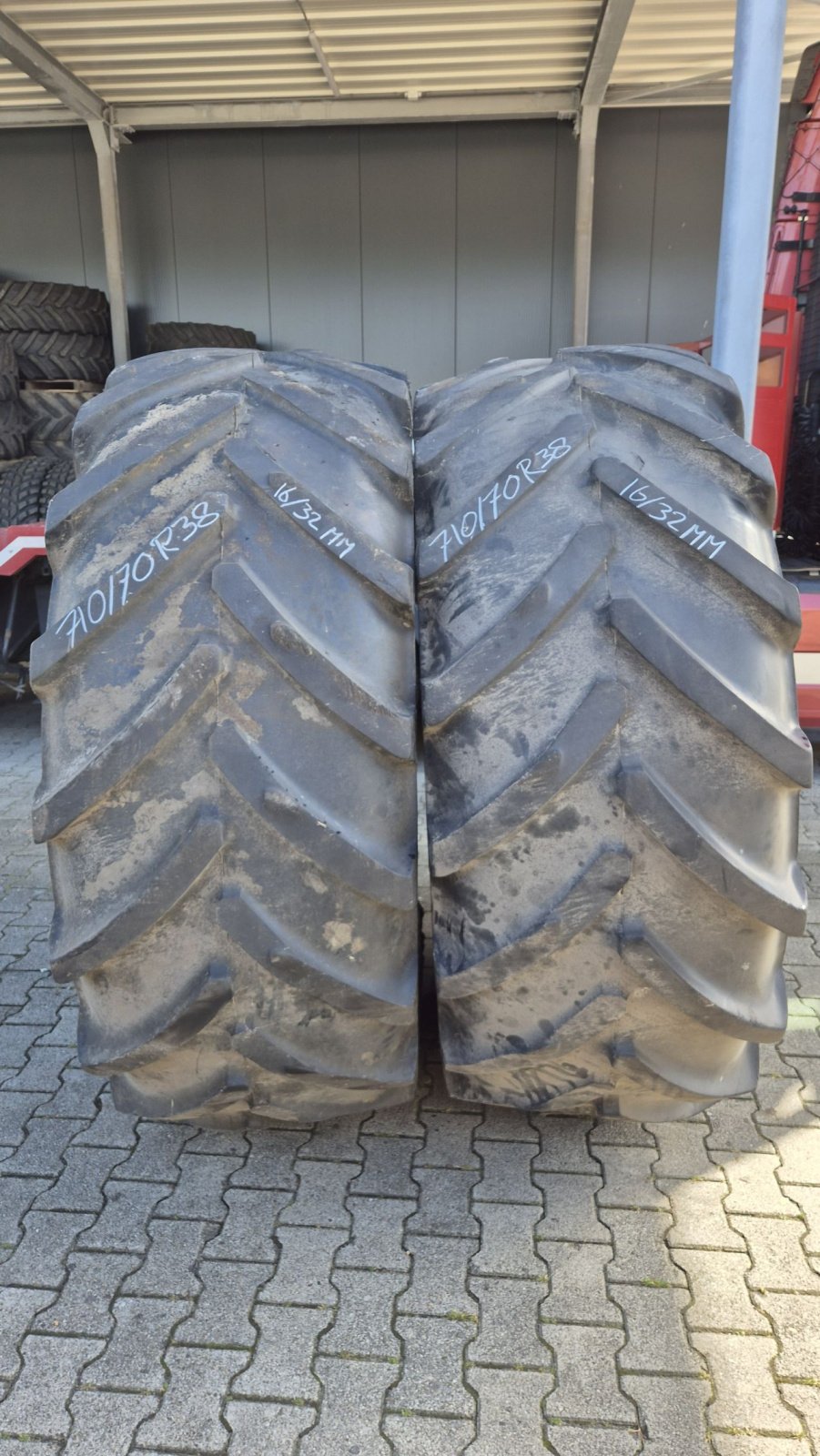 Reifen typu Sonstige Michelin XM28 710/70R38 met 16-32mm, Gebrauchtmaschine v Schoonebeek (Obrázek 4)