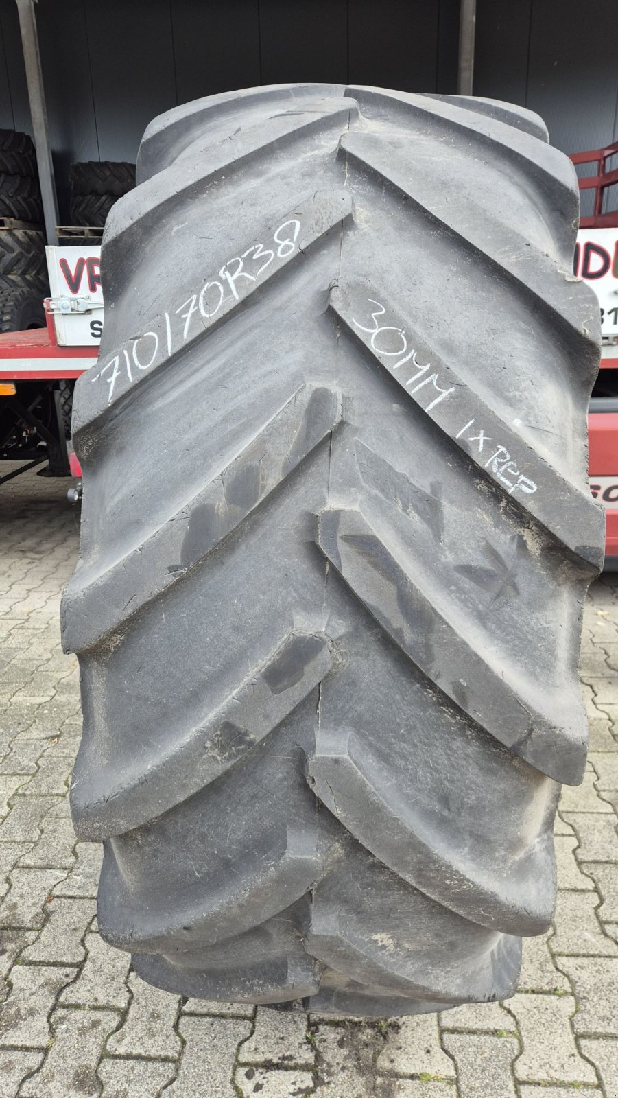 Reifen typu Sonstige Michelin XM28 710/70R38 met 30mm enkele band, Gebrauchtmaschine v Schoonebeek (Obrázek 5)