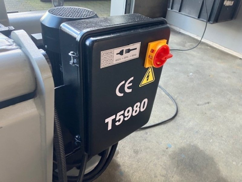 Reifen typu Sonstige NY GRUBBER T5980 Dækmaskine, Gebrauchtmaschine v Børkop (Obrázek 6)