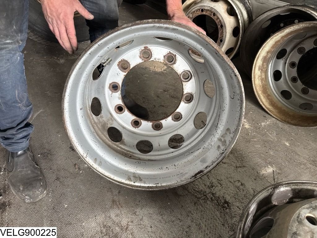 Reifen типа Sonstige Onbekend 9.00 x 22.5, Gebrauchtmaschine в Ede (Фотография 3)