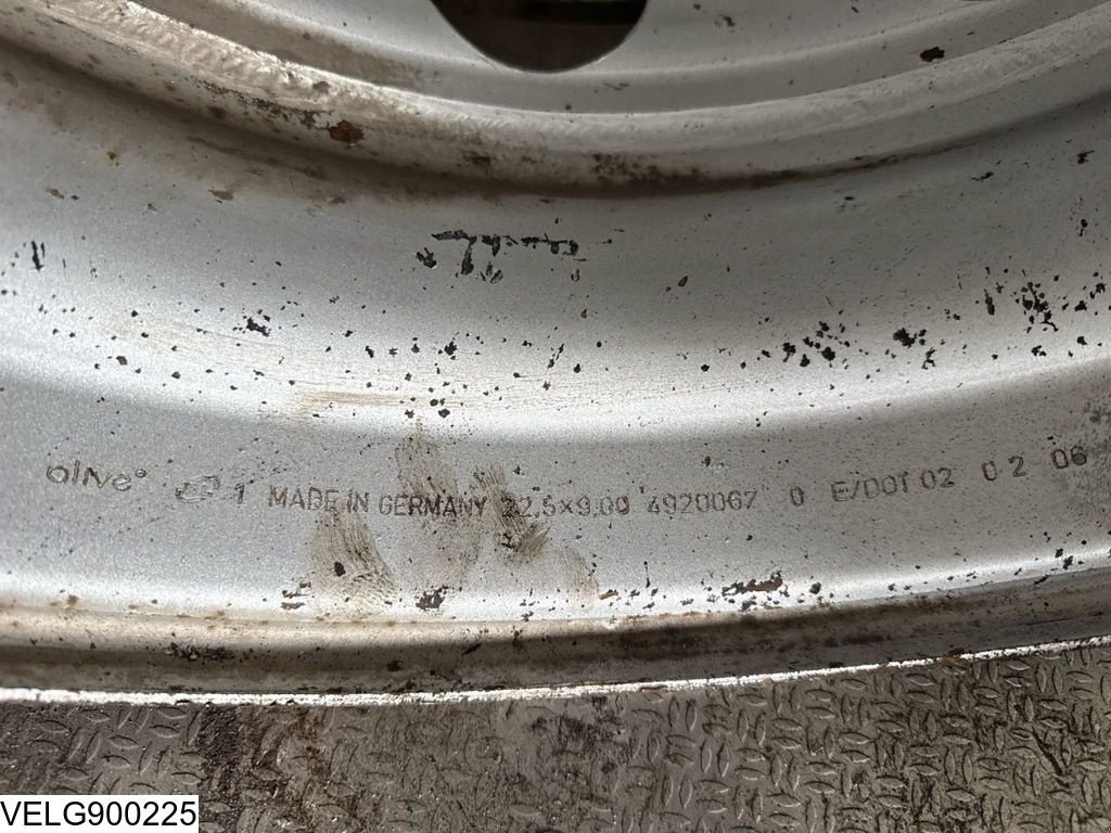 Reifen типа Sonstige Onbekend 9.00 x 22.5, Gebrauchtmaschine в Ede (Фотография 2)