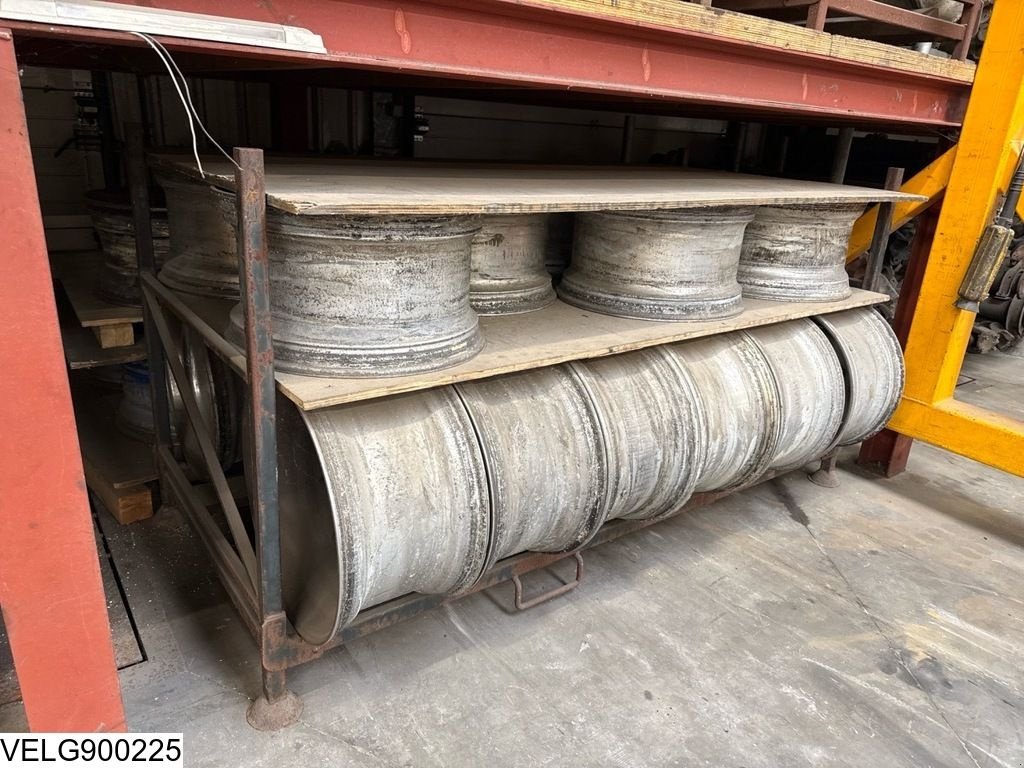 Reifen типа Sonstige Onbekend 9.00 x 22.5, Gebrauchtmaschine в Ede (Фотография 5)