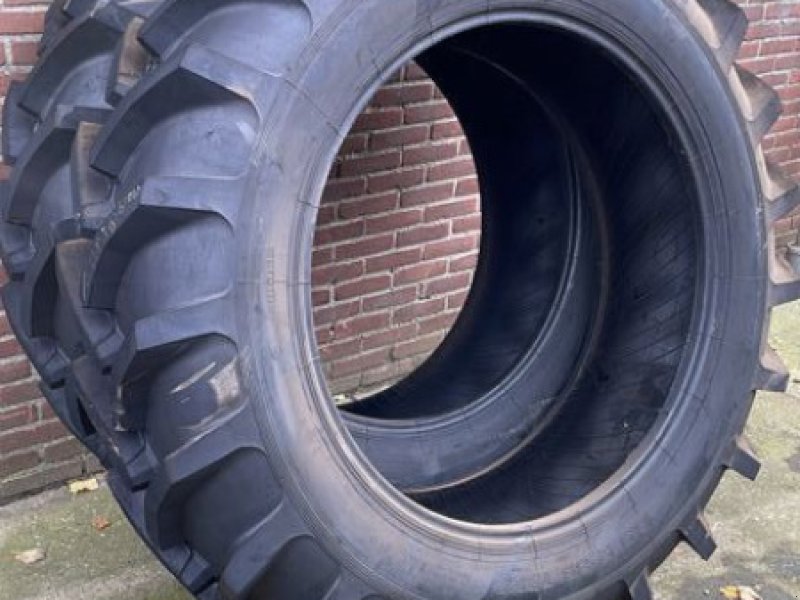 Reifen van het type Sonstige Onbekend BARUM\16.9\R38-BANDENSET, Neumaschine in Hasselt (Foto 1)