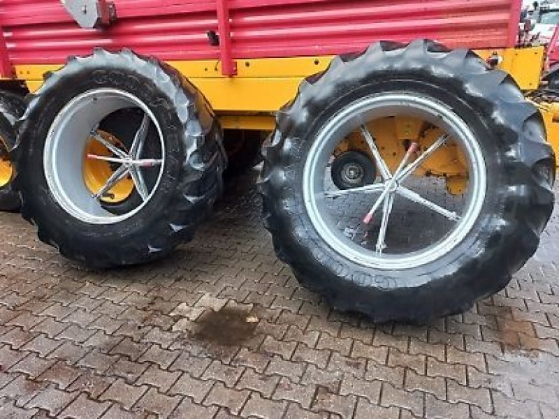 Reifen typu Sonstige Onbekend, Gebrauchtmaschine v Wierden (Obrázek 1)