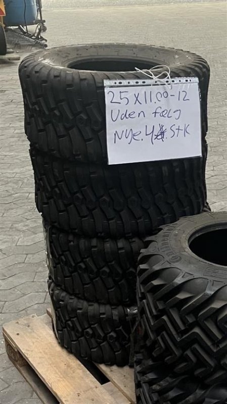 Reifen des Typs Sonstige Passer på John Deere Gator, Gebrauchtmaschine in Glamsbjerg (Bild 1)