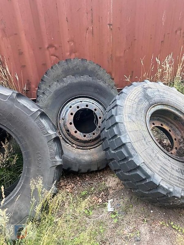 Reifen des Typs Sonstige Räder Reifen Unimog MB Trac 20 24 Zoll Felgen, Gebrauchtmaschine in Fitzen (Bild 4)