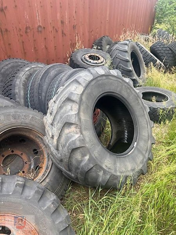 Reifen des Typs Sonstige Räder Reifen Unimog MB Trac 20 24 Zoll Felgen, Gebrauchtmaschine in Fitzen (Bild 13)