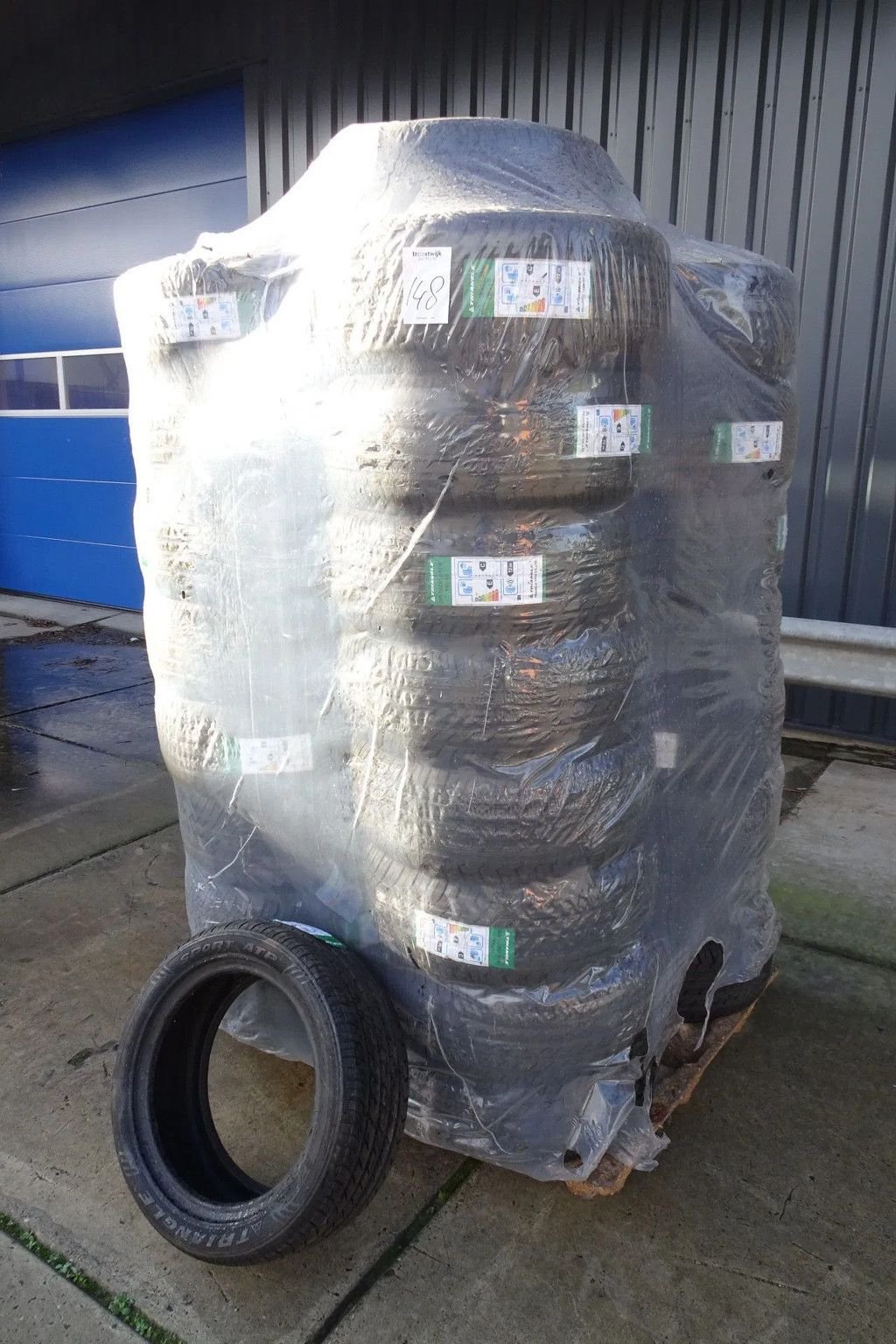 Reifen des Typs Sonstige TRIANGLE banden Sport ATP, Gebrauchtmaschine in Losdorp (Bild 1)