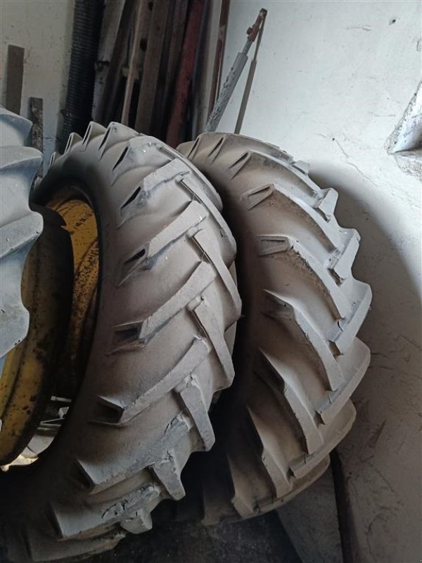 Reifen typu Sonstige Tvillinghjul (13.6 -38), Gebrauchtmaschine v Egtved (Obrázek 2)